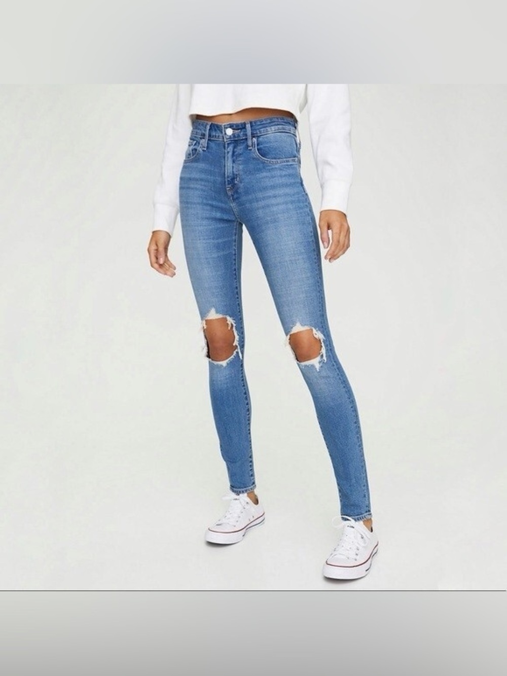 Levi’s 710 Distressed Light Blue Wash Super Skinny Jeans 24 Low Rise Open Knee